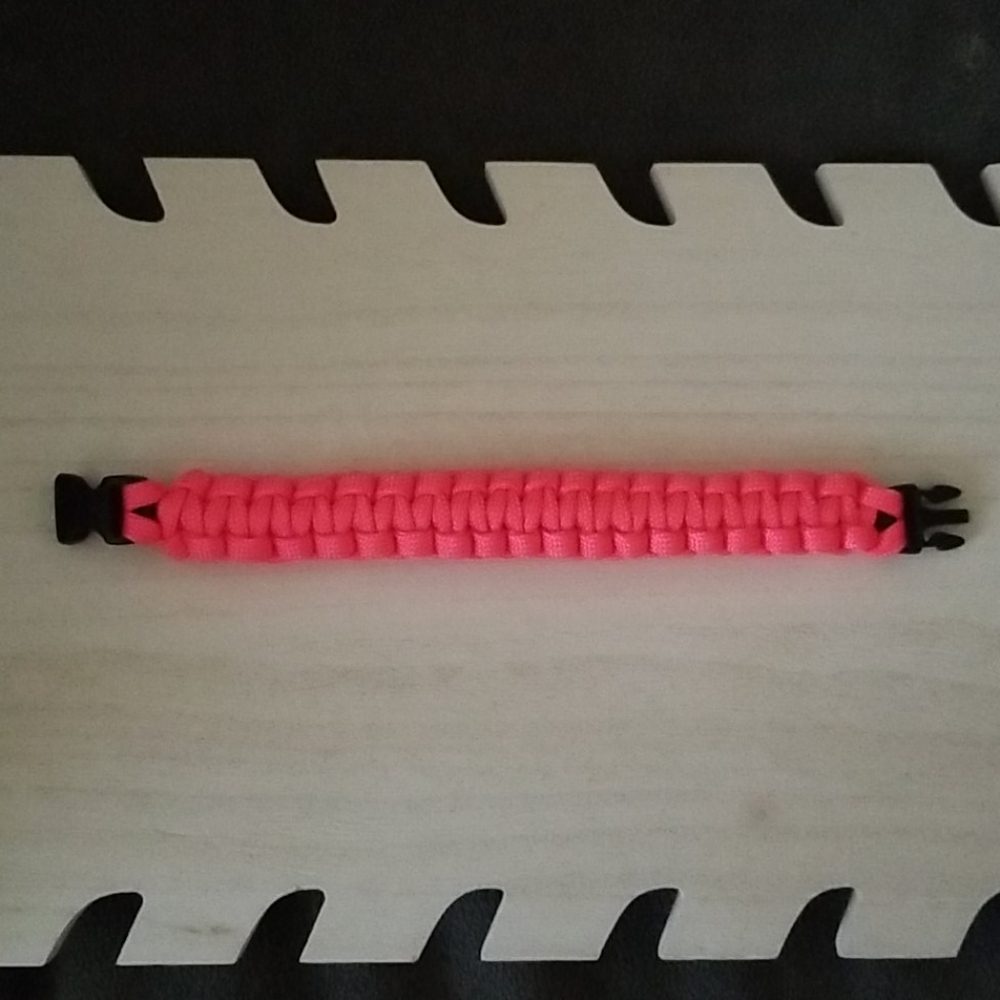 Neon Pink Paracord Bracelet - Picture 2 of 6